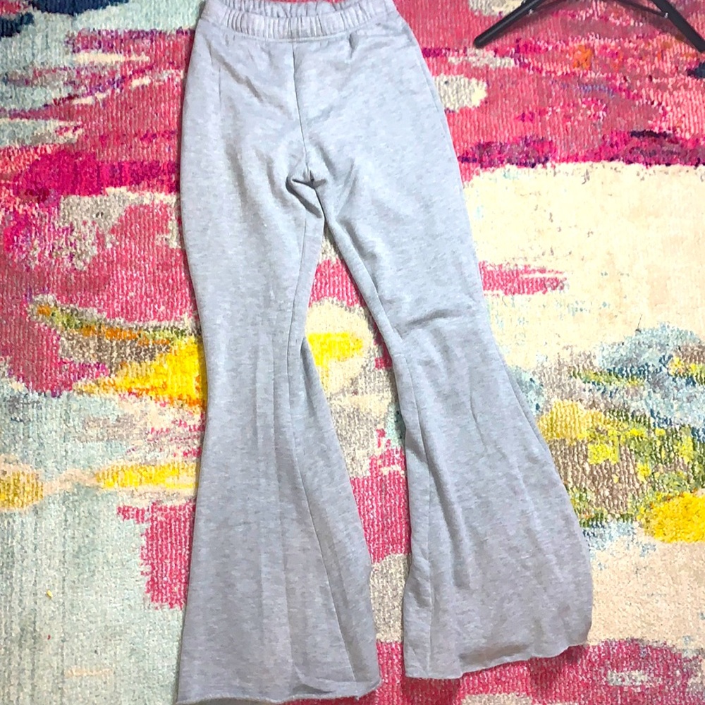 It is a gray pare of the softest leggings ever. It is also flare.